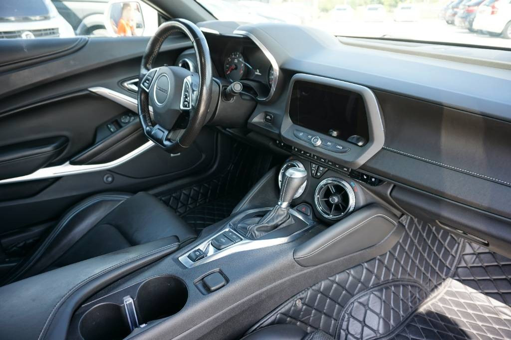 Chevrolet Camaro 6.2 V8 LCI LED*Keyl HUD Carplay RF-Kam.