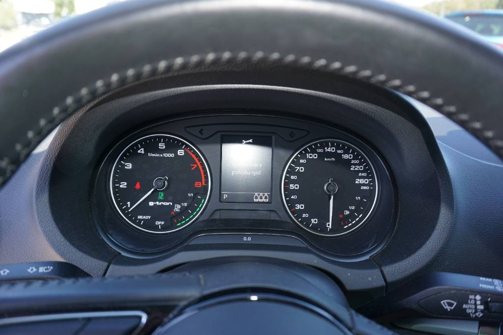 Audi A3 Sportback 1.4 Tfsi G-Tron S Tronic Business CNG-Benzin. Zem plyn