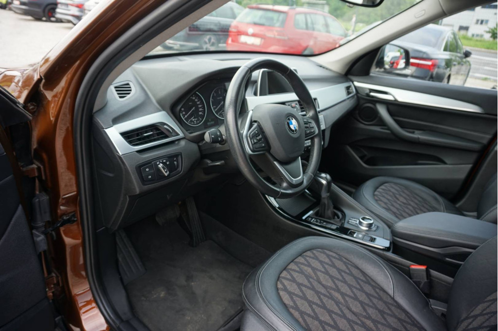 BMW iX1 SDrive 18d Advantage A/T