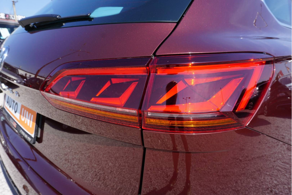 Volkswagen Touareg 3.0 V6 TDI Elegance IQ.LIGHT - LED-Matrix, Head-up-Display