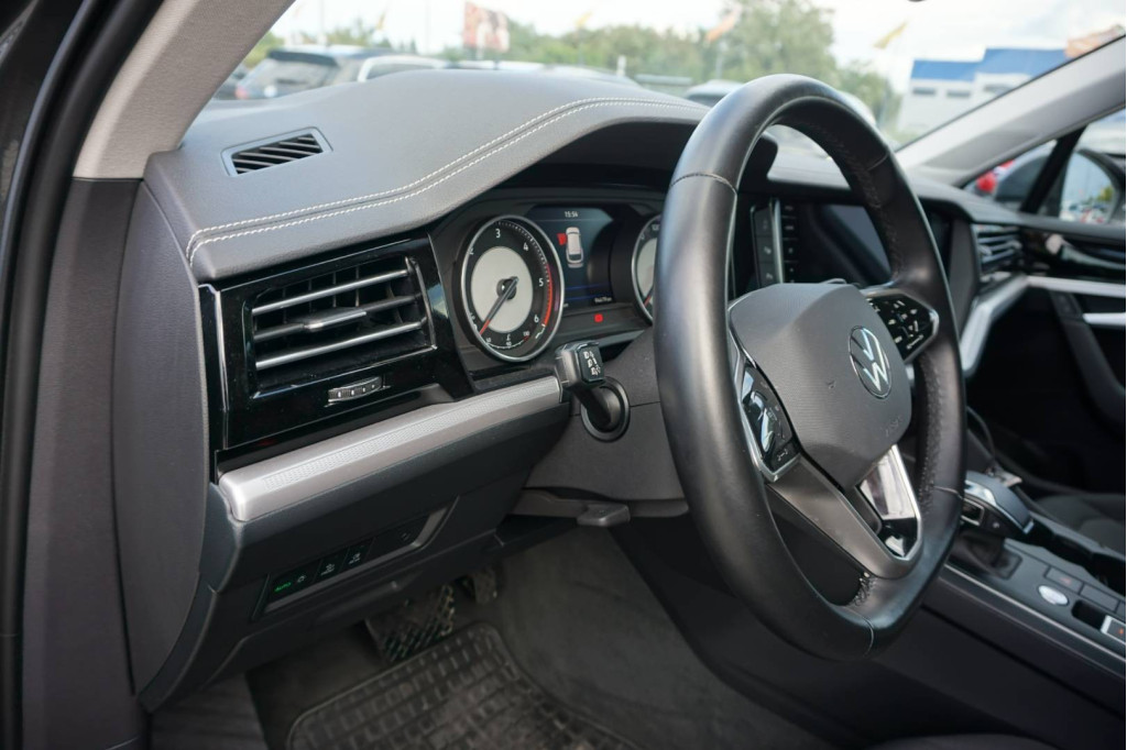 Volkswagen Touareg 3.0 V6 TDI SCR Elegance 4Motion Tiptronic