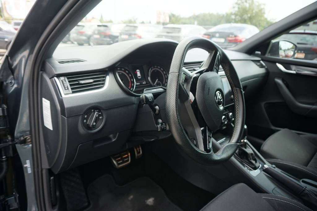 Škoda Octavia Combi 2.0 TDI RS DSG